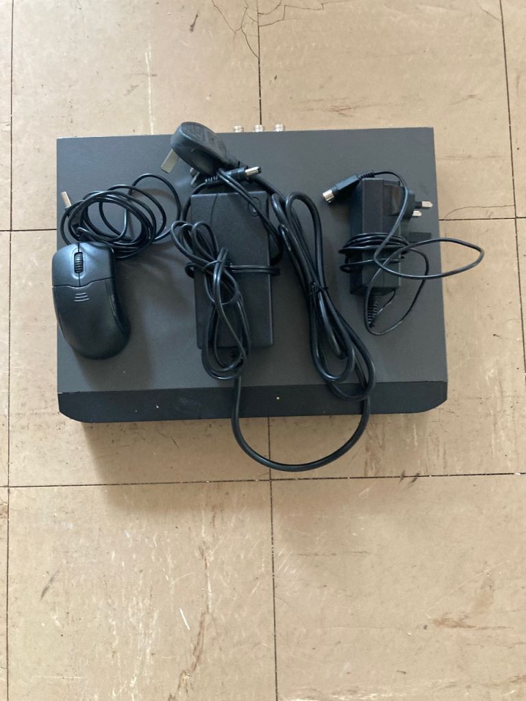 Hikvision Digital Video Recorder with Power & Mouse
