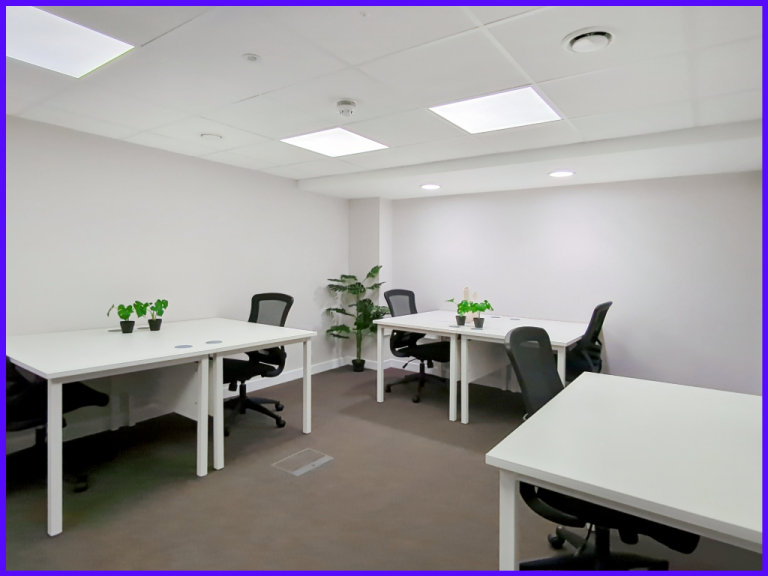 Crewe - CW1 2EW, Find office space in Regus Crewe, Market Street for 5 people