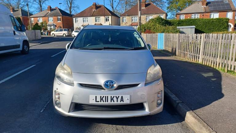 Hybrid prius car for sale 