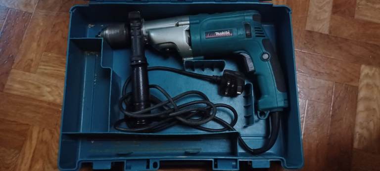 Makita power drill.