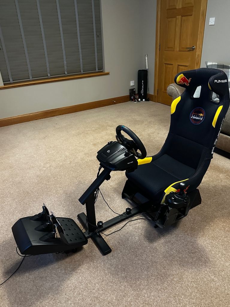 Logitech Playseat Sim Racing Setup