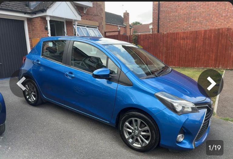 Toyota, YARIS, Hatchback, 2016, Manual, 1329 (cc), 5 doors