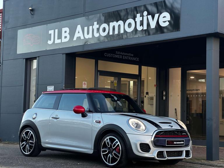 2015 MINI Hatch 2.0 John Cooper Works 3dr HATCHBACK PETROL Manual