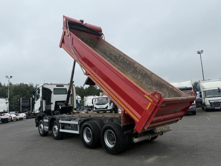 2022 RENAULT K440 8X4 32T TIPPER
