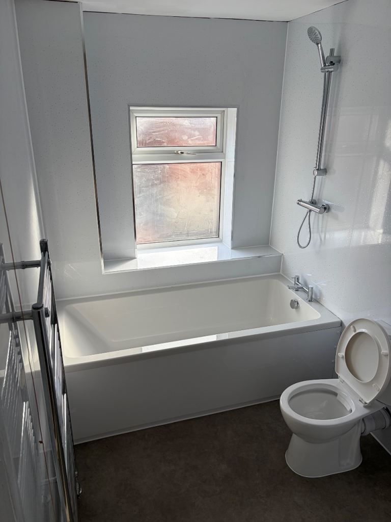 House to rent in centre of Long Eaton 