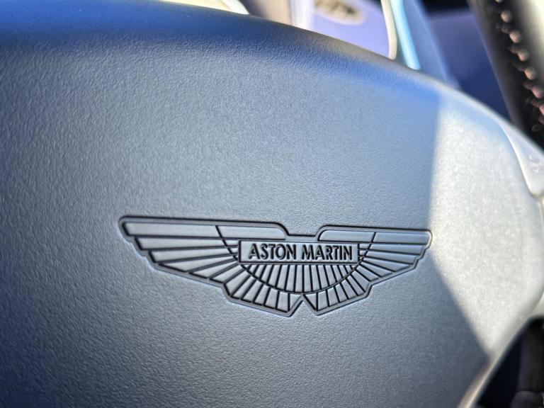 2004 Aston Martin Vanquish 5.9 Coupe 2dr Petrol Manual (396 g/km, 460 bhp) COUPE Petrol Manual