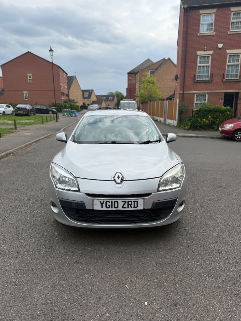 Renault, MEGANE, Hatchback, 2010, Manual, 1598 (cc), 5 doors