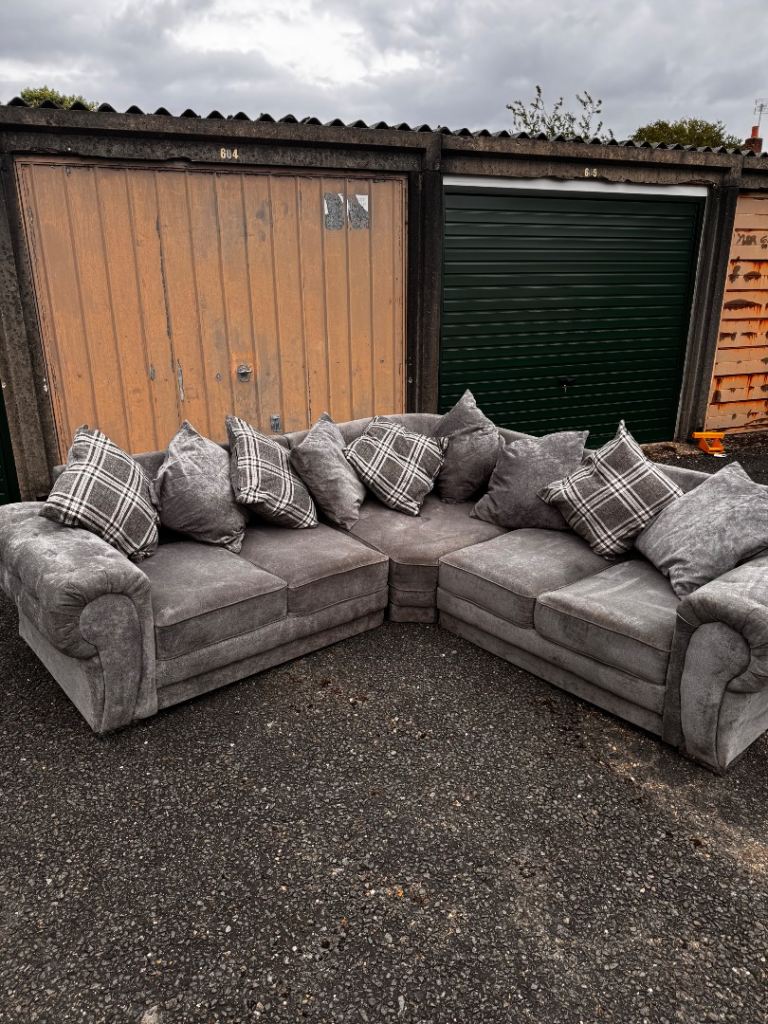 Large Grey Corner Sofa with Cushions