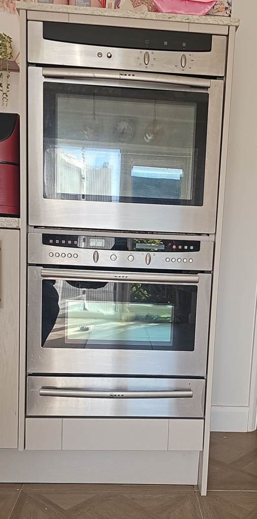Neff package - build in oven, microwave grill, warmer drawer