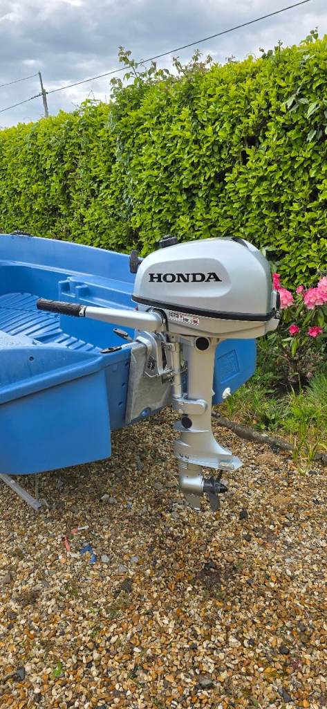 Honda BF6SHNU 4 stroke outboard