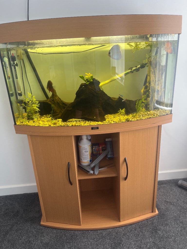 Juwel Vision 180 Aquarium with Stand - Good Condition
