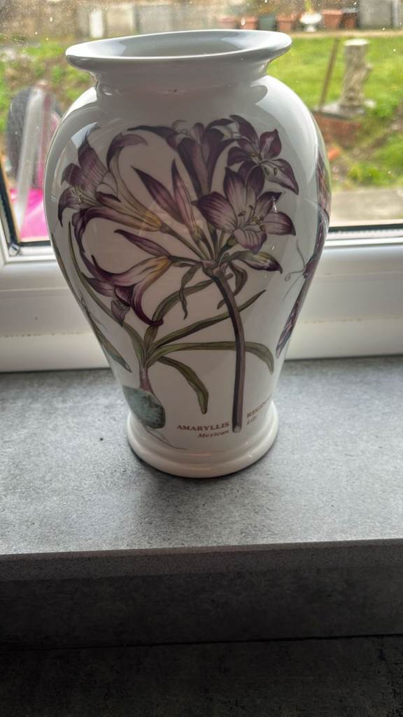 VINTAGE PORTMEIRION BOTANICAL GARDEN VASE 