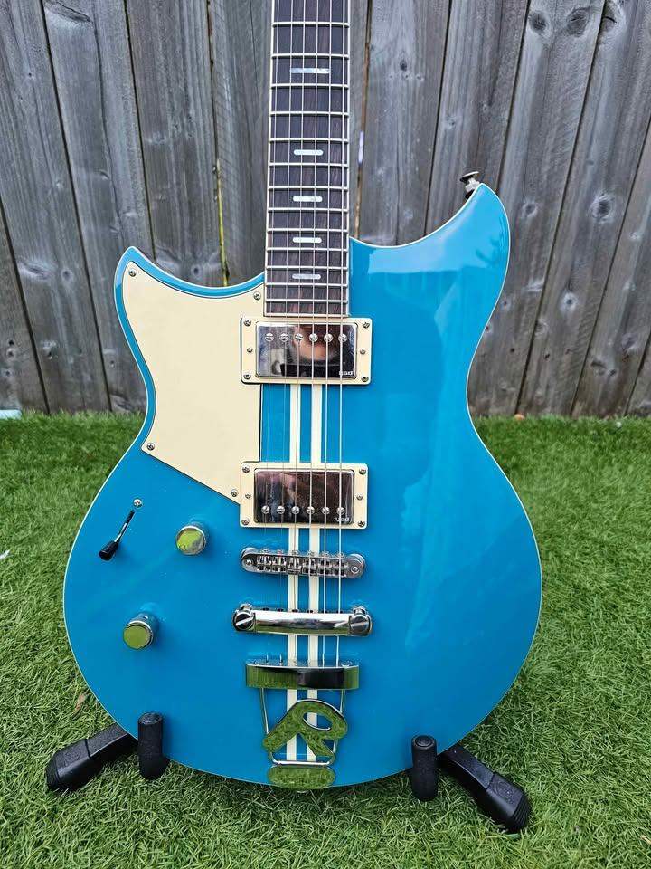 Yamaha Revstar Standard RSS20L Left Handed, Swift Blue