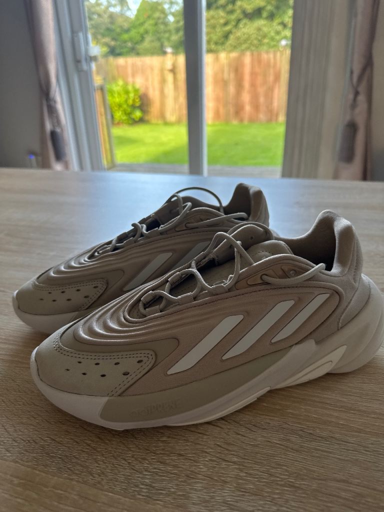 Adidas Ozelia Trainers - Beige, As Good As New