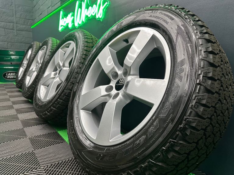New Defender / Range Rover / Discovery 20” style 5098 Alloy Wheels Silver & NEW Goodyear AT’s!