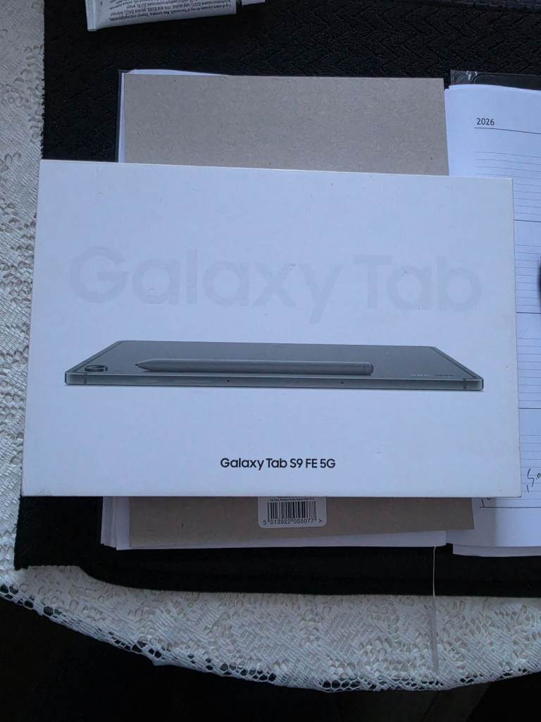 Samsung Tab S9 FE – As Good As New, with Case and Pen