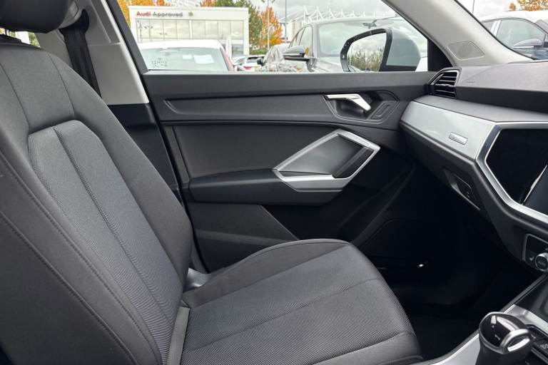 2023 Audi Q3 Technik 35 TFSI  150 PS S tronic SUV PETROL Automatic