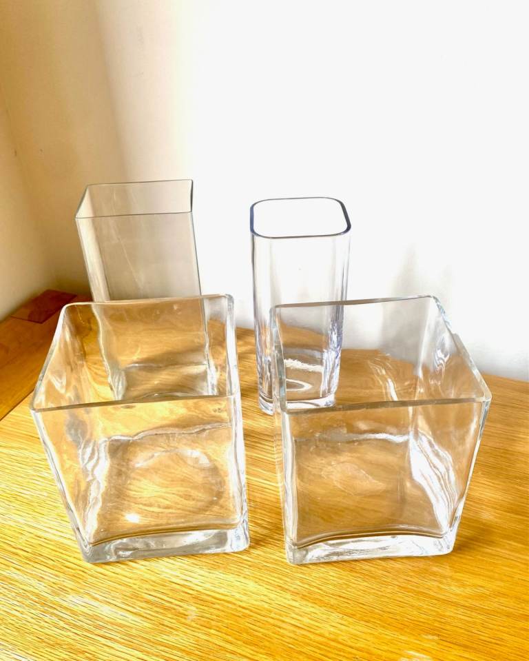 GLASSES VASES CRYSTAL TO CLEAR - £1 to £15 - CASH ON COLLECTION ONLY