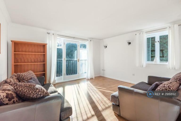 2 bedroom flat in Willow Brook, Abingdon, OX14 (2 bed) (#2918892)