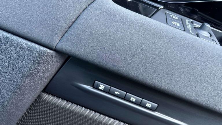 2025 Land Rover Range Rover Evoque 2.0 D200 Dynamic SE 5dr Auto SUV Diesel Automatic