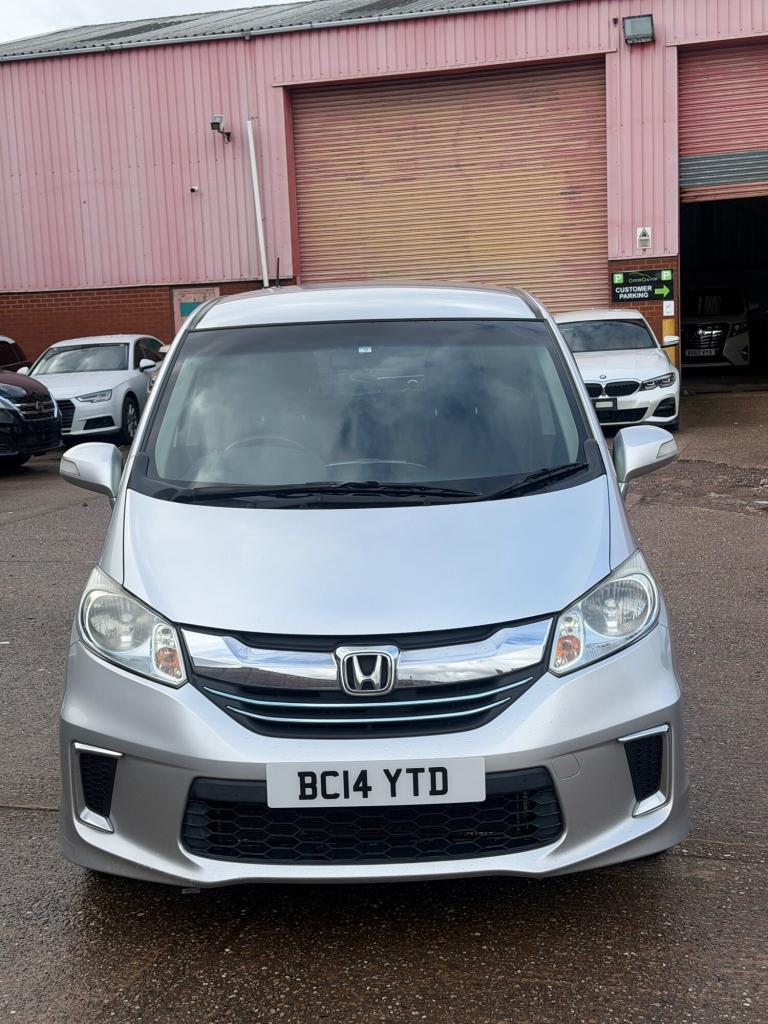 2014 Honda Freed 1.5 Hybird 6 Seater mpv Hybird  Automatic