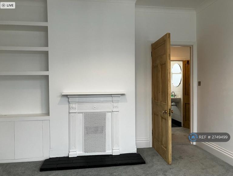 1 bedroom flat in Grantham Road, Brighton, BN1 (1 bed) (#2749499)