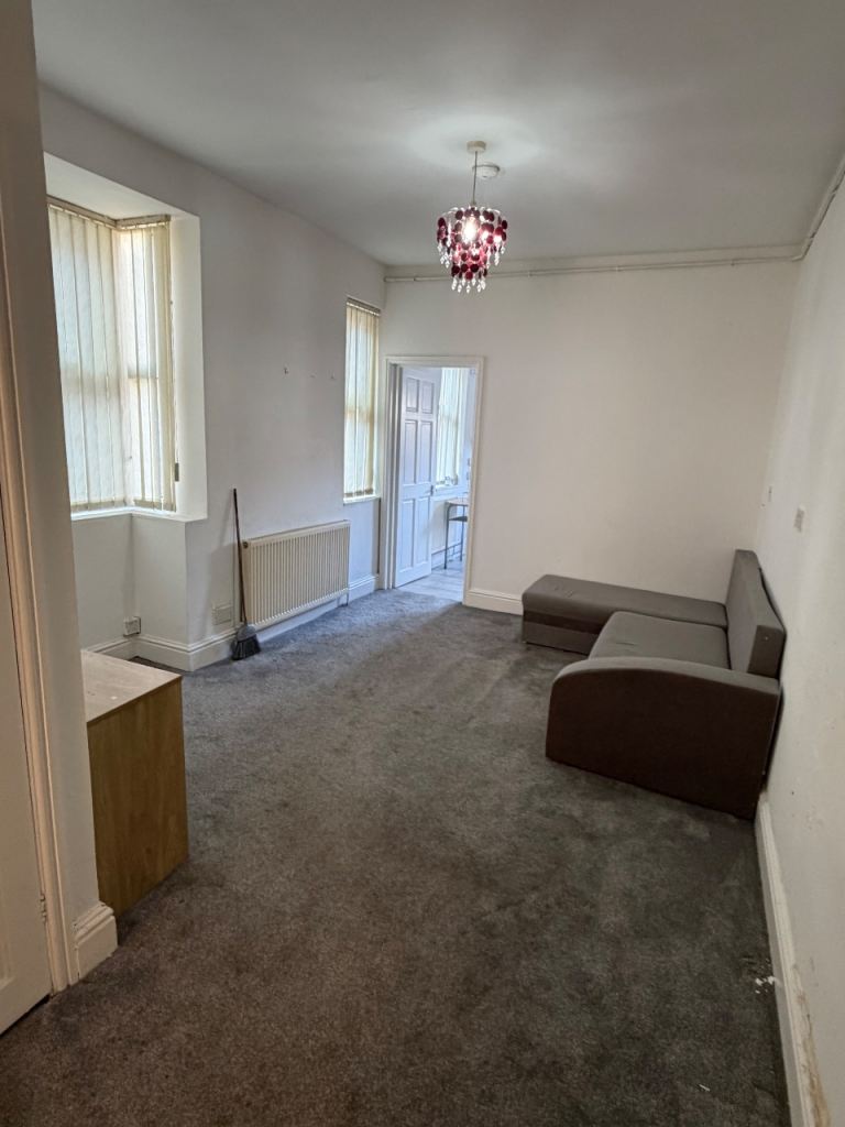One bedroom apartment with all bills included available immediately 