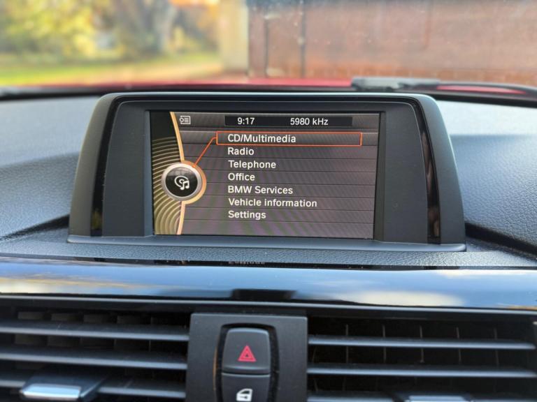 2013 BMW 3 Series 2.0 320d Sport Auto Euro 5 (s/s) 4dr SALOON Diesel Automatic