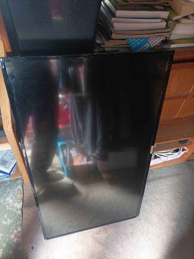 Phillips M4350 40" Computer Monitor - FAULTY