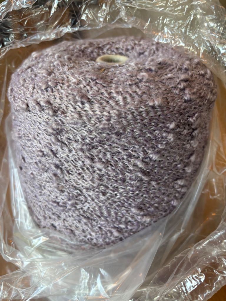 Machine knitting wool