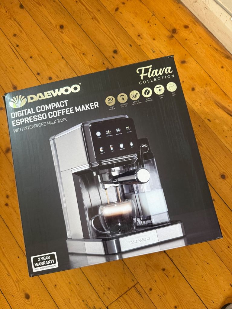Daewoo 20 Bar One Touch Espresso Coffee Machine