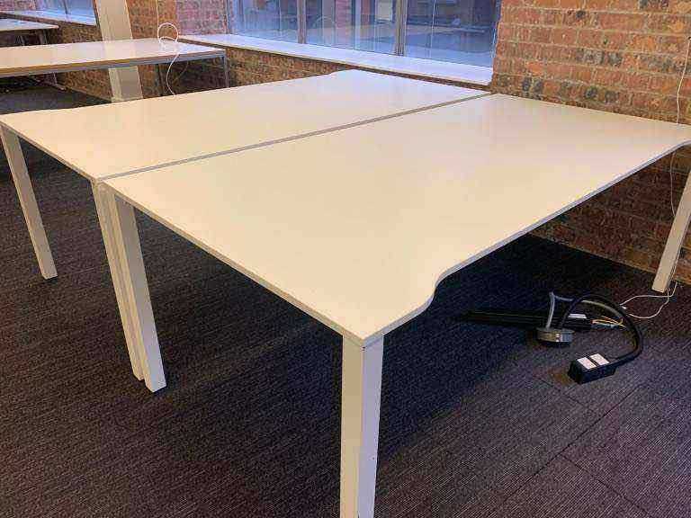 Techo Single Bench Computer Freestanding Desk 200x100cm White Wood Tops White Frame