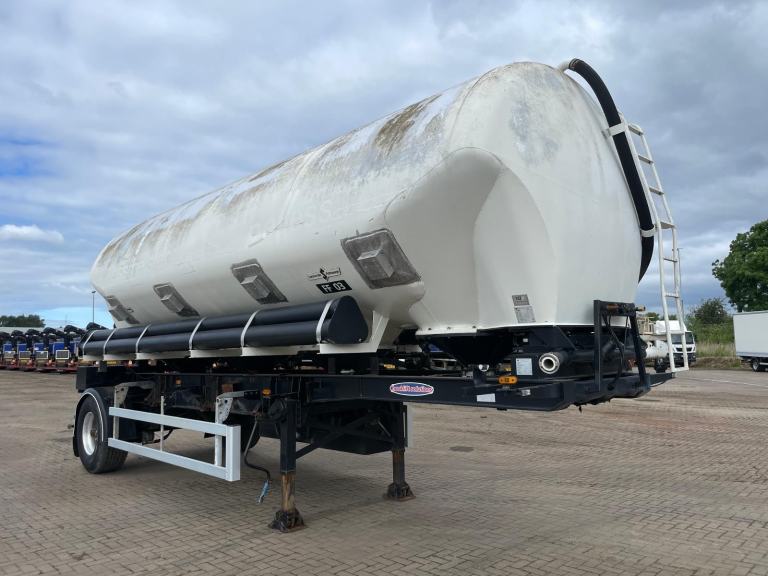 SPITZER LITRE SINGLE AXLE CEMENT TANKER/BLOWER TRAILER - 2006 - C441576