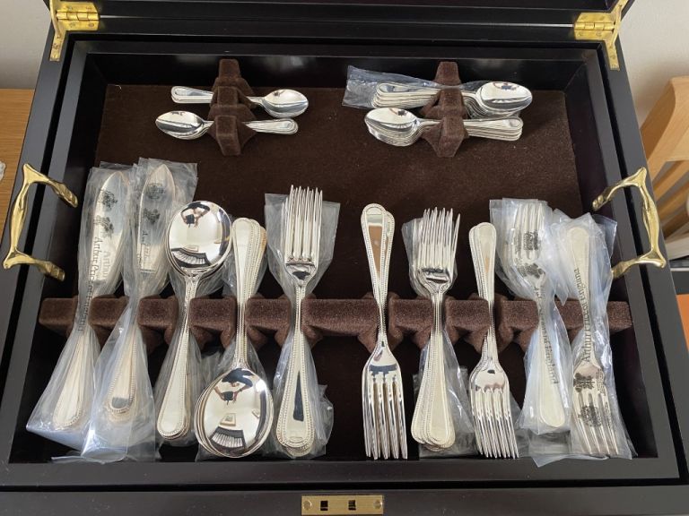 Open to offers Arthur Price Bead - 124 Piece silver plate cutlery set 12 person setting