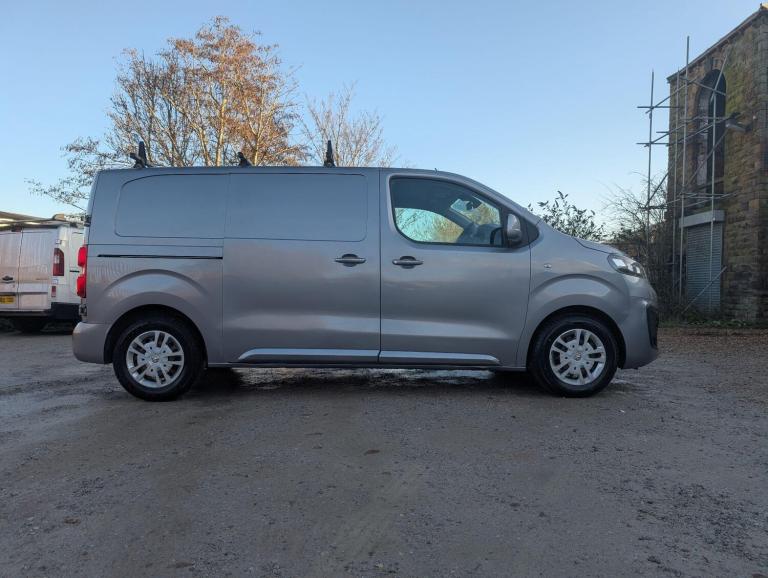 2020 Vauxhall Vivaro 1.5 Turbo D 2700 Sportive L1 H1 Euro 6 (s/s) 5dr PANEL VAN Diesel Manual