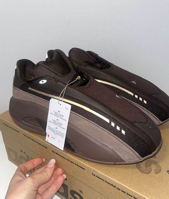 Adidas Mad IIInfinity Trainers Brown RRP 180 Limited edition