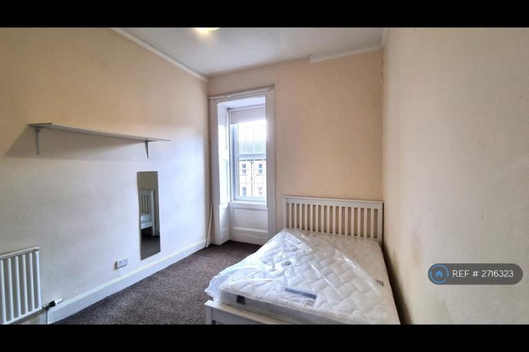 4 bedroom flat in Woodlands Road, Glasgow, G3 (4 bed) (#2716323)