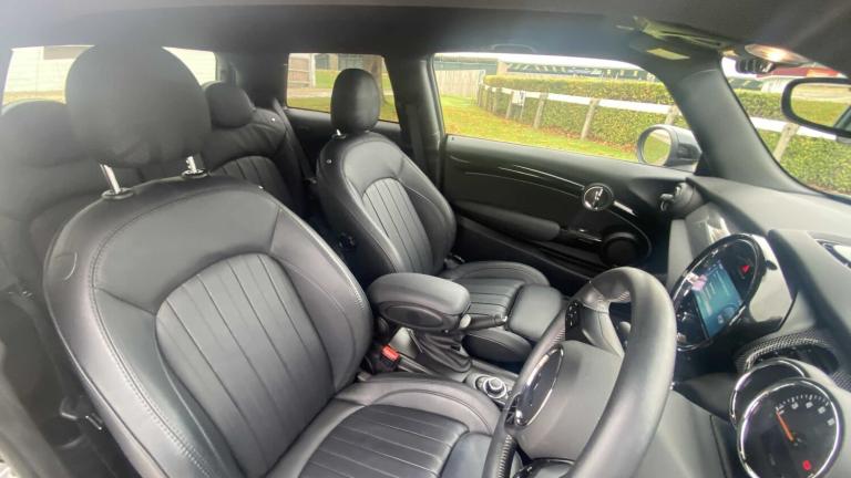 2022 MINI Hatch 1.5 Cooper Exclusive 3dr Auto Hatchback Petrol Automatic