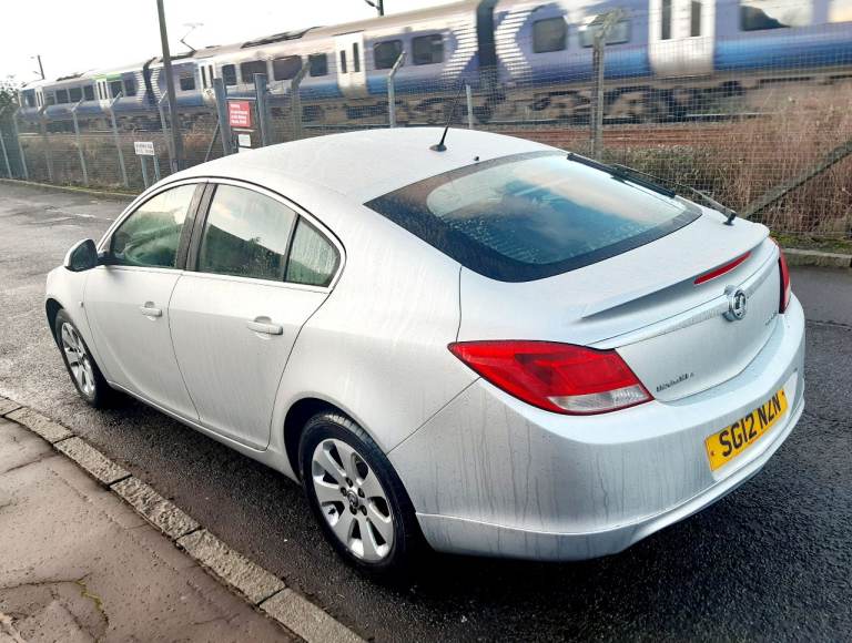 Vauxhall, INSIGNIA, Hatchback, 2012, Manual, 1956 (cc), 5 doors