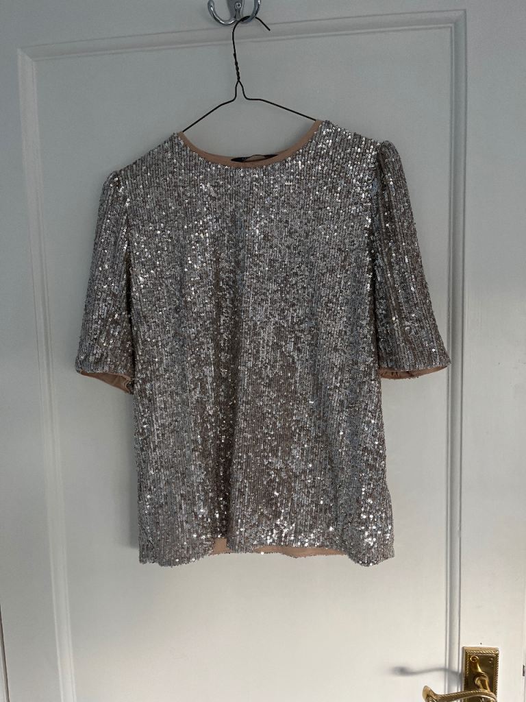 Sparkly Silver Sequin Top – Excellent Condition