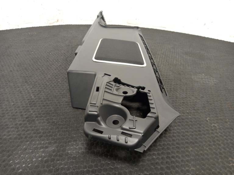 Landrover Range Rover Rear Seat Belt Cover Trim Panel 2012-2021 Jk5231013a