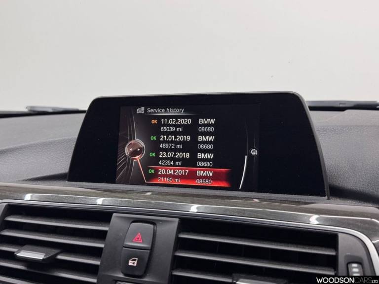 2016 BMW 3 Series 2.0 320i Luxury Saloon 4dr Petrol Auto xDrive Euro 6 (s/s) (184 ps) Saloon Petr...