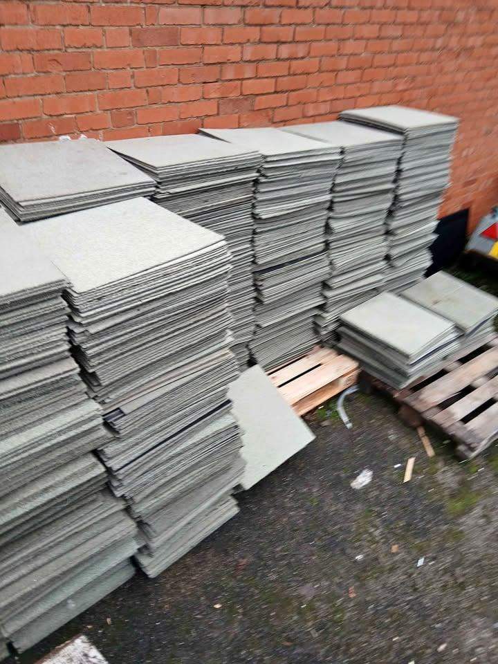 New Grey Carpet Tiles – Large Quantity Available