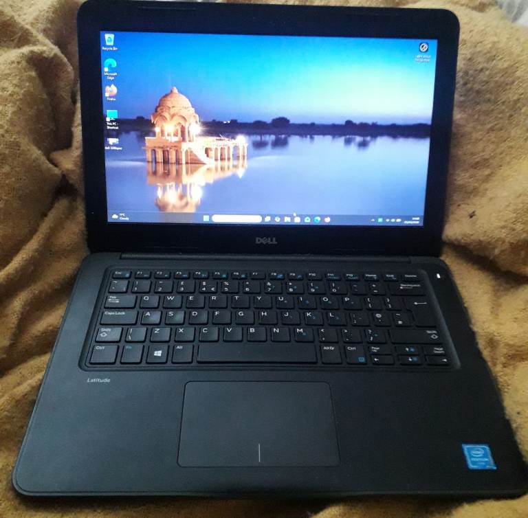 DELL Windows 11 Laptop - 11.6 128gb SSD School Kids Office Travel Camper Caravan **FREE DELIVERY**