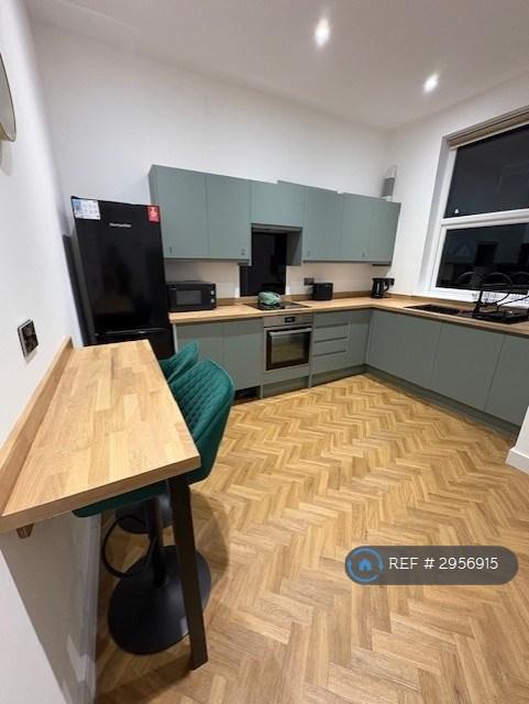 1 bedroom in Gartside Street, Ashton-Under-Lyne, OL7 (#2956915)