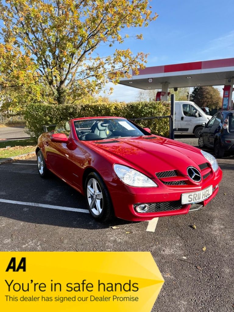 Mercedes-Benz, SLK, Convertible, 2011, Semi-Auto, 1796 (cc), 2 doors