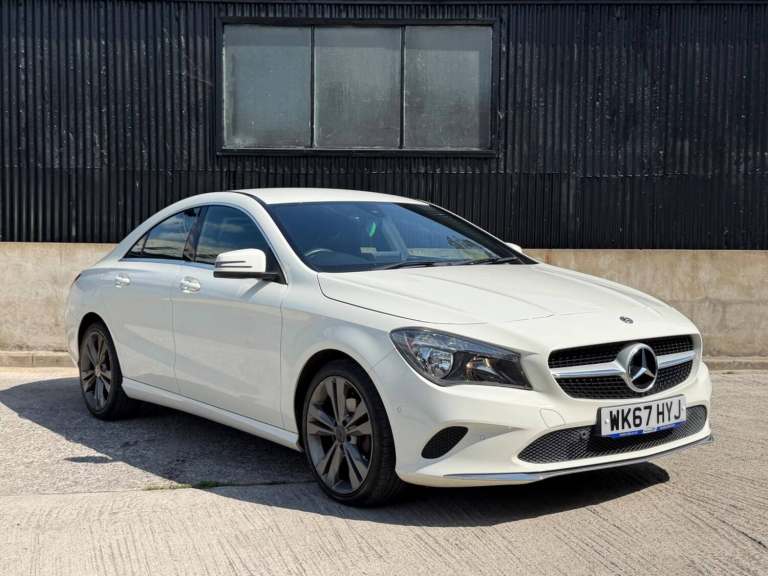 2017 Mercedes-Benz CLA 2.1 CLA200d Sport Coupe Euro 6 (s/s) 4dr SALOON Diesel Manual
