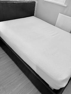 Double Bed - Storage Bed - with Memory Foam Mattress