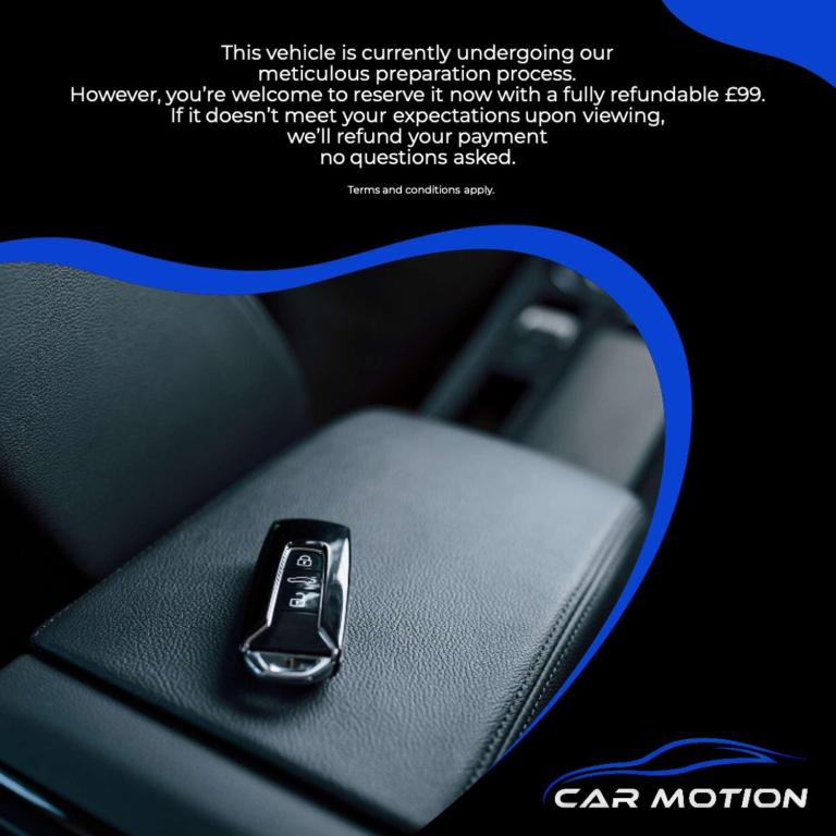 2018 Volvo V40 T2 [122] R DESIGN Nav Plus 5dr Geartronic HATCHBACK PETROL Automatic