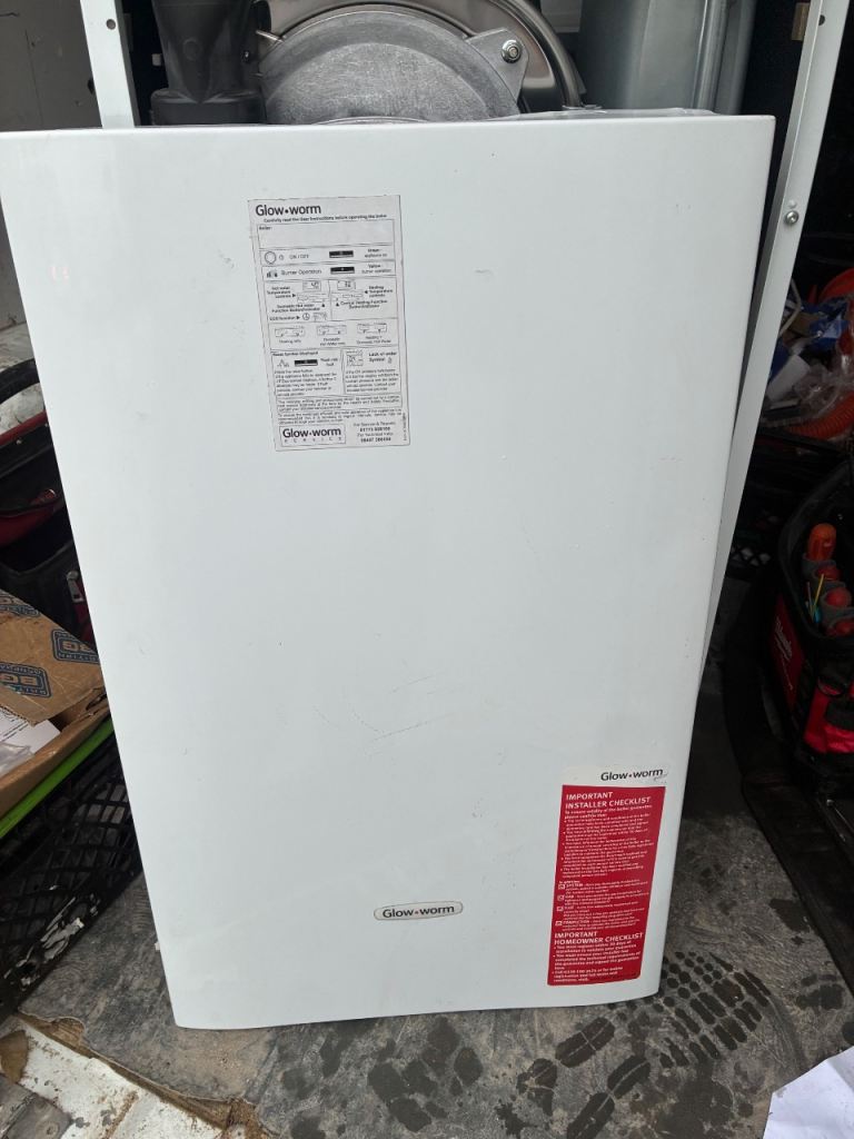 Glow worm energy 35 store A boiler 